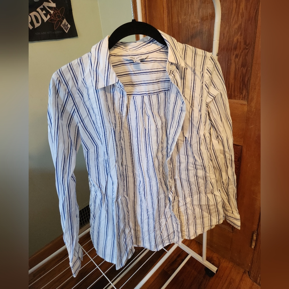 Nine West Women's White/Navy Blue Striped Dress Shirt
